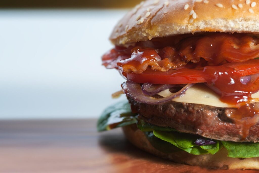 5 miejsc z fast foodem w Gdańsku Żabiance – szybkie jedzenie w dobrej lokalizacji