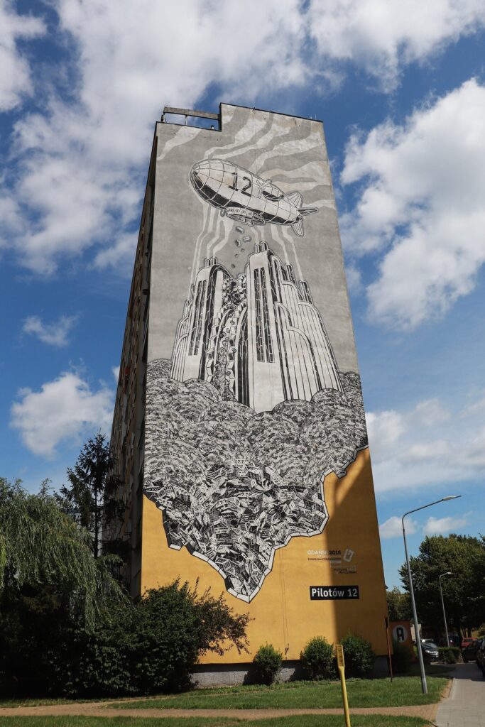 Mural na bloku przy ul. Pilotów 12 na Zaspie
